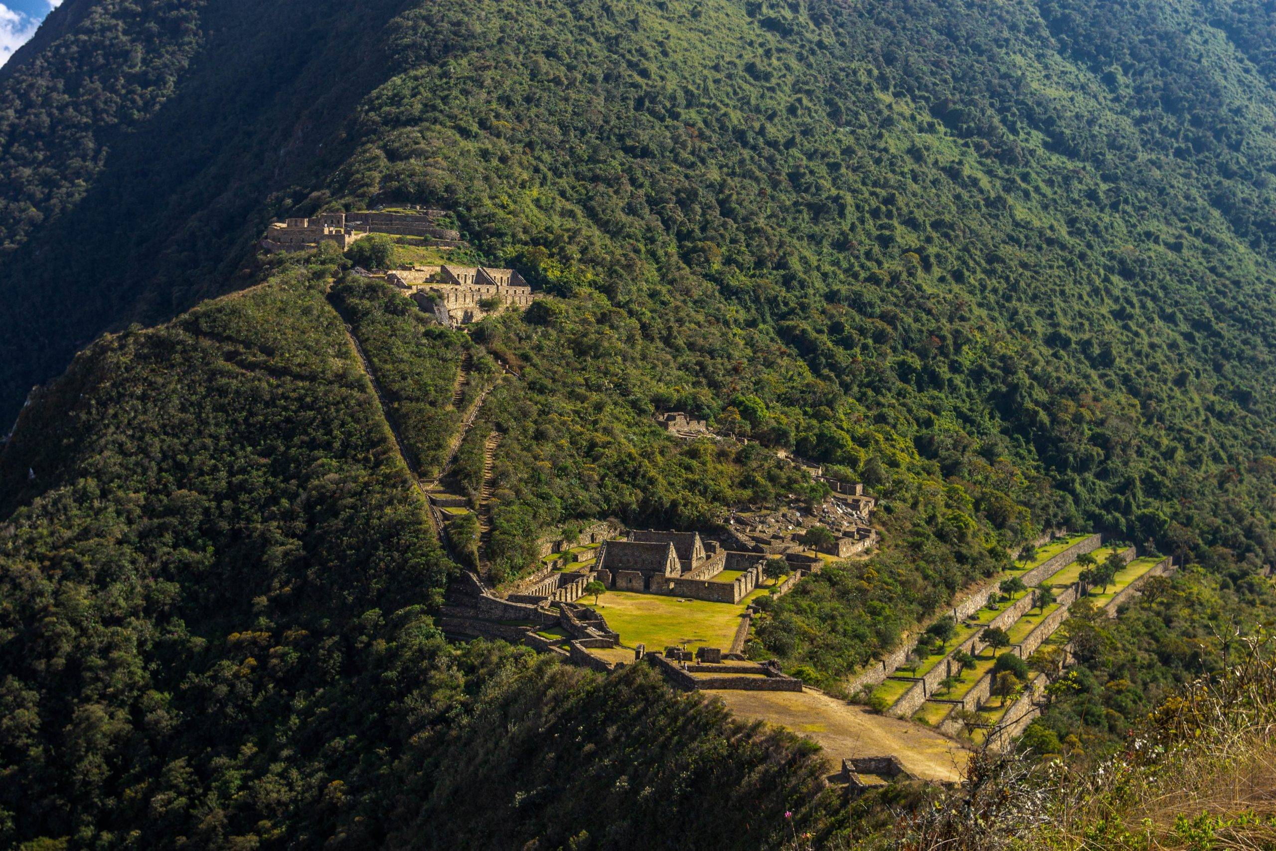 Inca Trail vs Alternative Treks Machupicchu